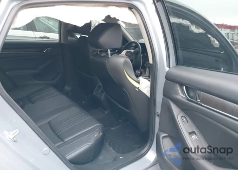 2021 Honda Accord Touring z USA, uszkodzony, nr VIN 1HGCV2F96MA002773